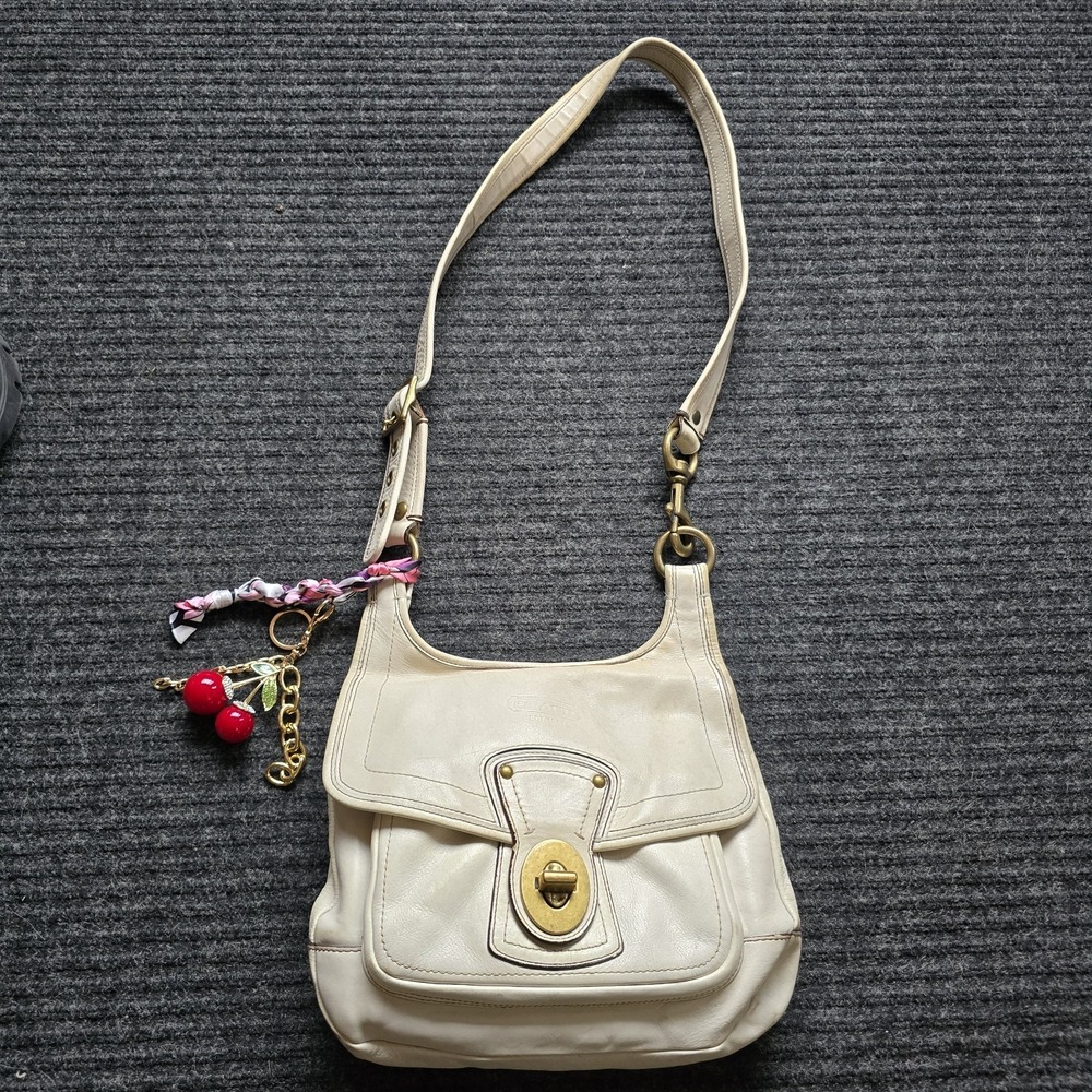 Coach Legacy Crescent Hippie 10325 White Vachetta Leather Crossbody Saddle Bag